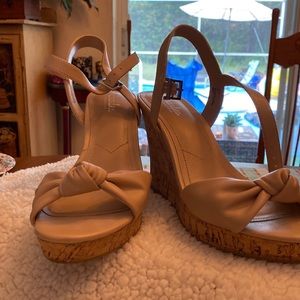 Charles by Charles David size 8 wedges